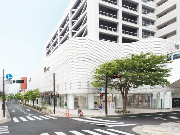 日本前桥美术馆(Arts Maebashi)视觉形象和导视系统设计