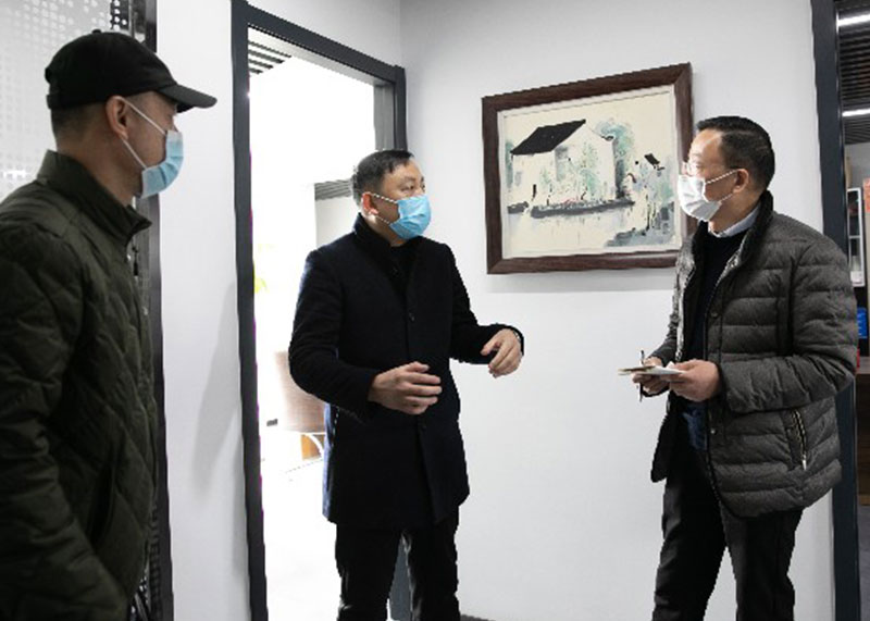 热烈欢迎市区领导莅临石特为疫情进行调研指导工作!