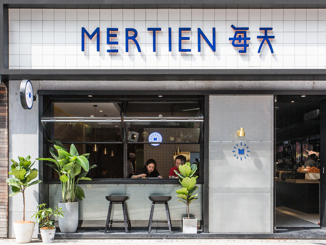 脱颖而出的餐饮品牌营销策略的制定根据是什么?